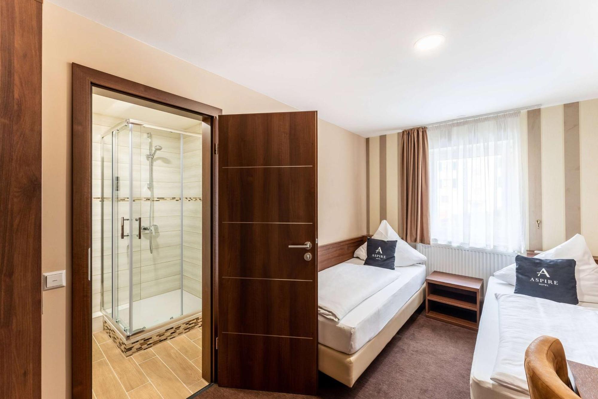 Stadthotel Reutlingen Eksteriør bilde