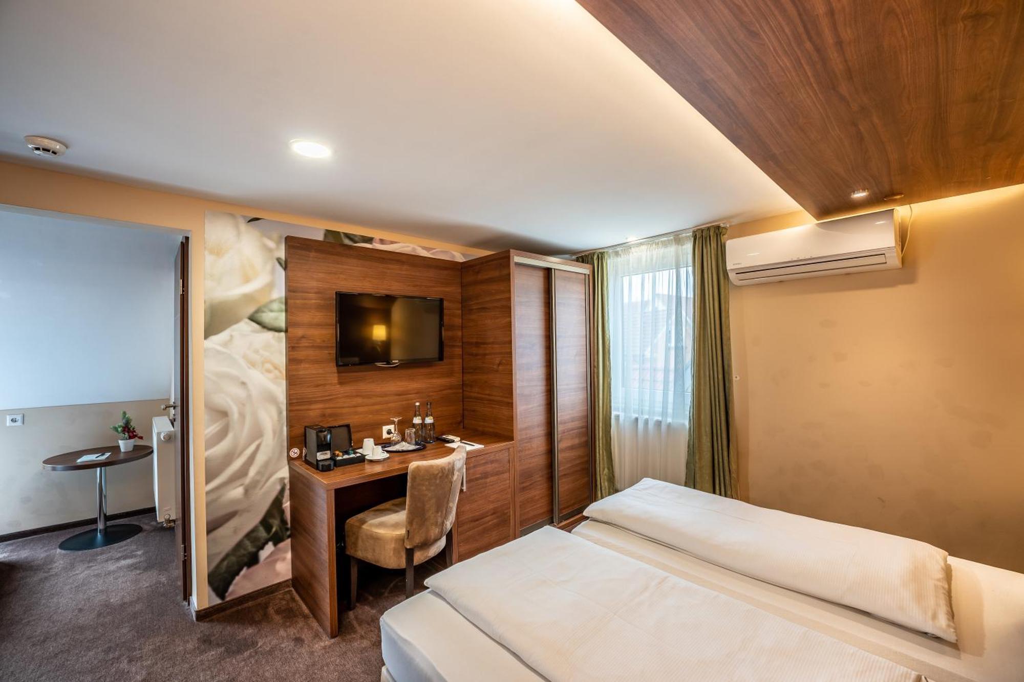 Stadthotel Reutlingen Eksteriør bilde